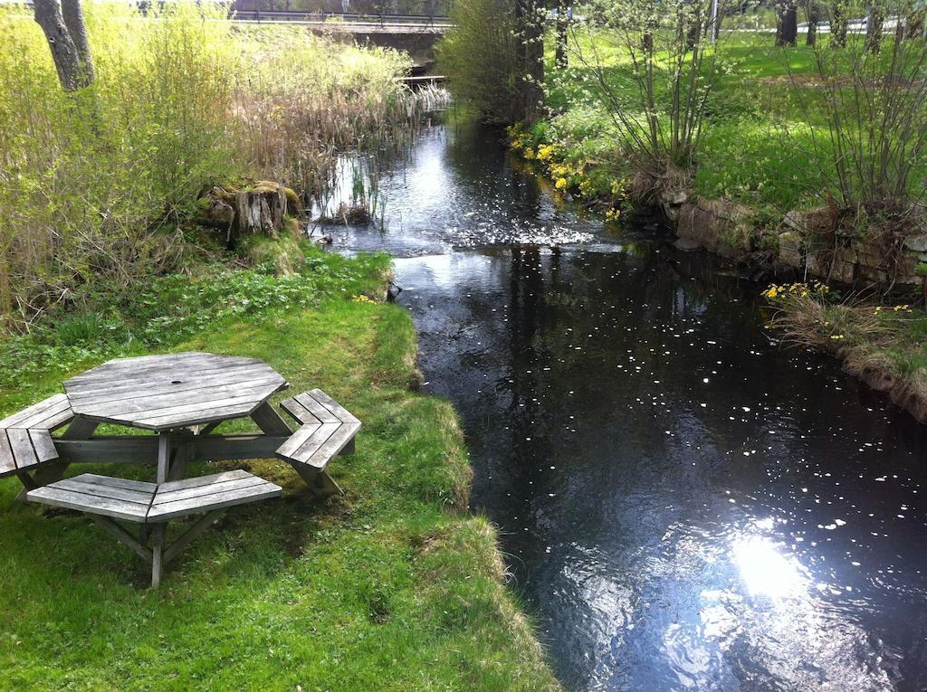 Hovmantorp Roda Huset מראה חיצוני תמונה